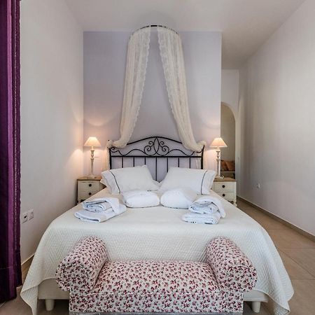 Niriides Luxury Studios Astypálaia Buitenkant foto