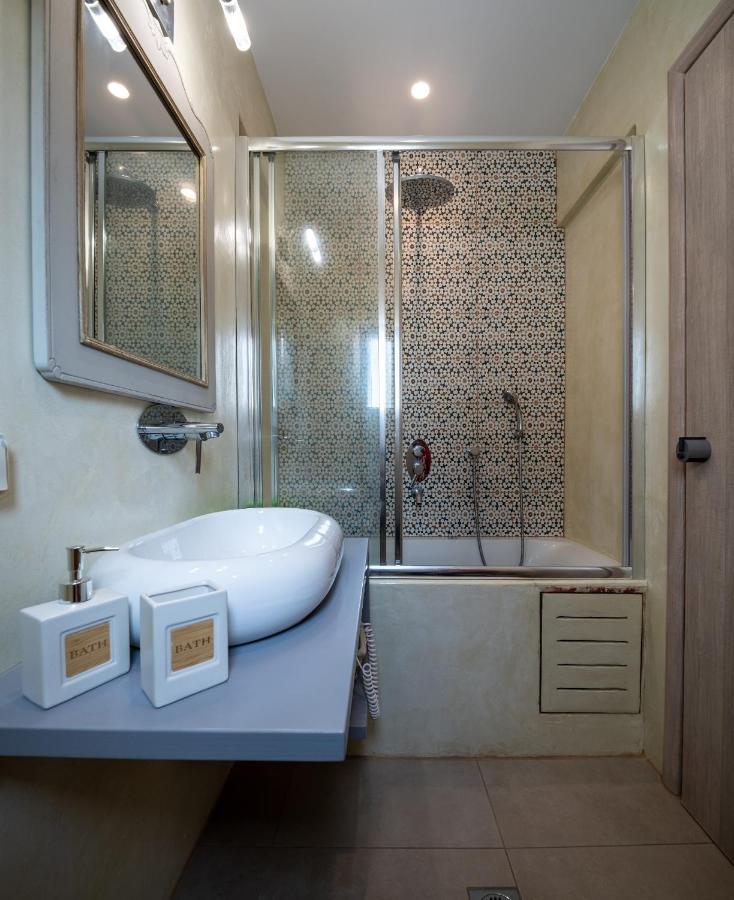 Niriides Luxury Studios Astypálaia Buitenkant foto