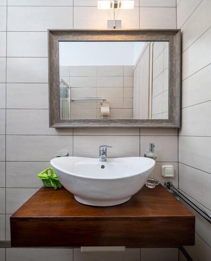 Niriides Luxury Studios Astypálaia Buitenkant foto